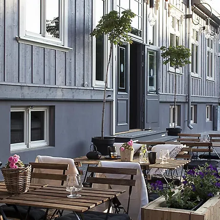 Aparthotel Frost Pärnu